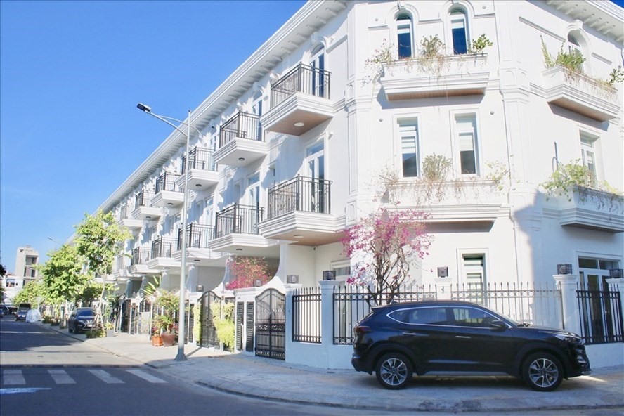 Thị Trường BĐS Quận 4 | Giá & Kinh Nghiệm | 2024